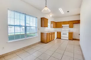 5329 Raven Row, Dallas, TX 75236 - Photo 5