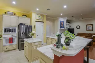 5024 Southpoint Dr, Arlington, TX 76017 - Photo 13