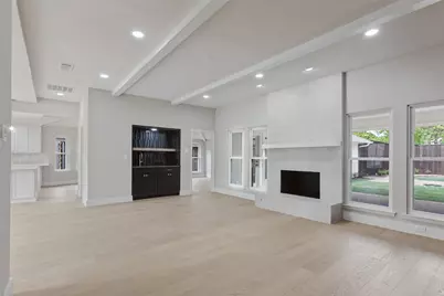 1909 Chestnut Hill Lane, Richardson, TX 75082 - Photo 7