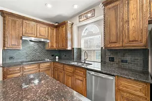 6117 Gibbons Creek St, Fort Worth, TX 76179 - Photo 11