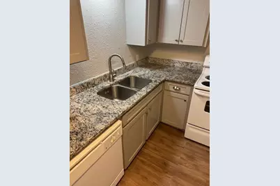 1003 S Houston Street, Kaufman, TX 75142 - Photo 7