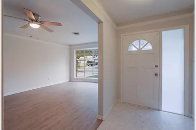 2709 Larkin Avenue, Fort Worth, TX 76133 - Photo 3