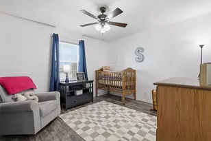 609 W Kilpatrick Ave, Cleburne, TX 76033 - Photo 13