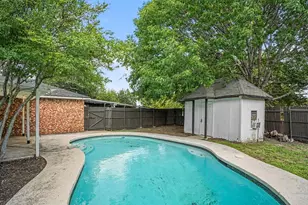 8608 Elderberry Ct, Dallas, TX 75249 - Photo 35