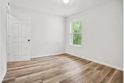 8608 Elderberry Court, Dallas, TX 75249 - Photo 33
