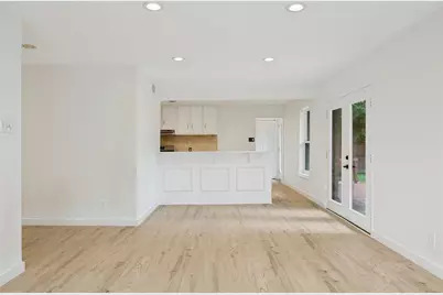 10109 San Lorenzo Drive, Dallas, TX 75228 - Photo 7