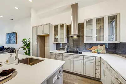 3816 Roseland Avenue #C300, Dallas, TX 75204 - Photo 7