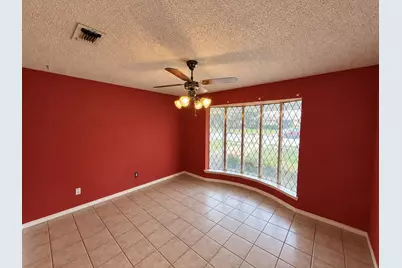 3408 Bellah Court, Irving, TX 75062 - Photo 9