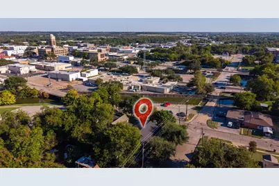 220 W Wardville Street, Cleburne, TX 76033 - Photo 29