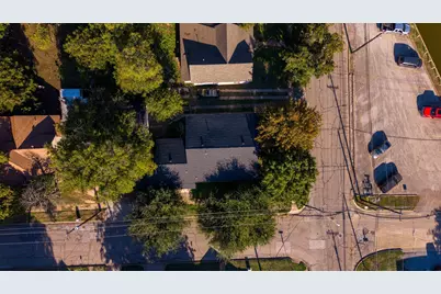 220 W Wardville Street, Cleburne, TX 76033 - Photo 5