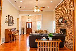 104 Lakeridge Ct, Weatherford, TX 76087 - Photo 19