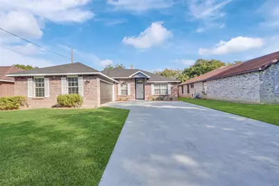 1117 Silver Spruce Drive, Arlington, TX 76001 - Photo 1