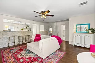 2425 S 2nd St, Waco, TX 76706 - Photo 9