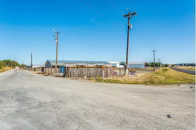 3001 Cox Road, Millsap, TX 76066 - Photo 7