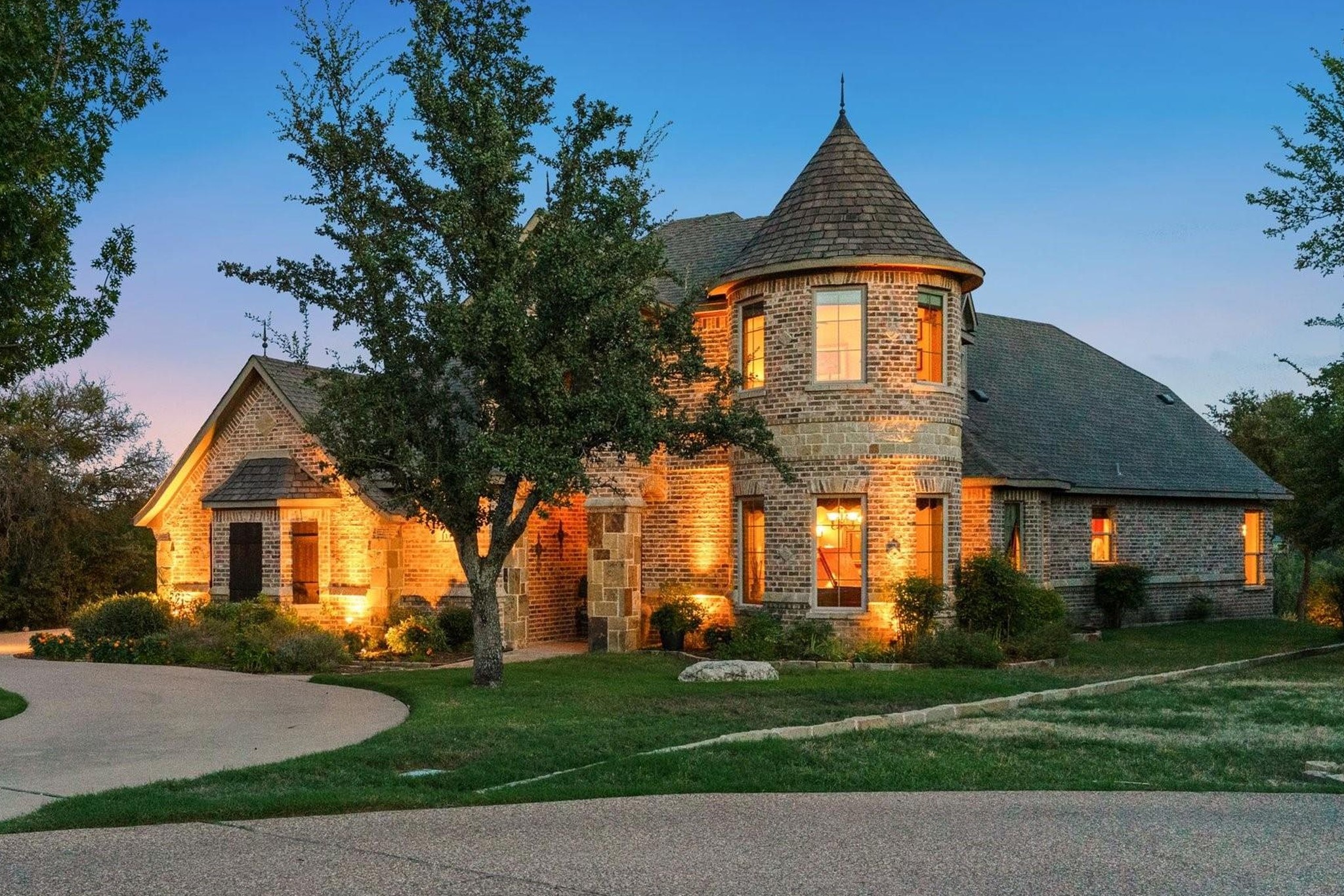 133 Sanchez Trail, Aledo, TX 76008 - MLS 21411668 - Coldwell Banker
