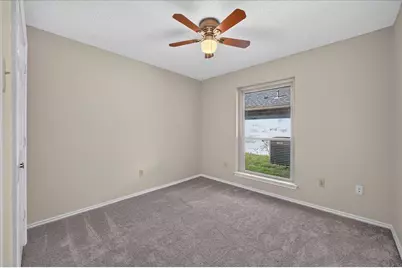 201 Oakhaven Drive, Grand Prairie, TX 75050 - Photo 15