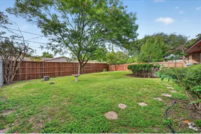 201 Oakhaven Drive, Grand Prairie, TX 75050 - Photo 21