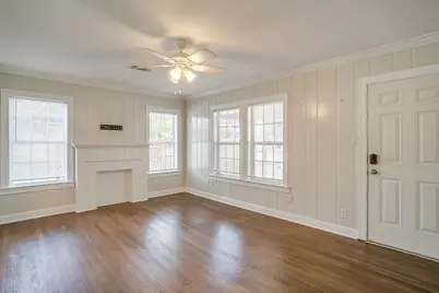 2604 Wayside Avenue, Fort Worth, TX 76110 - Photo 7