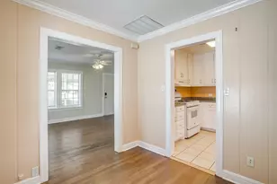 2604 Wayside Ave, Fort Worth, TX 76110 - Photo 15
