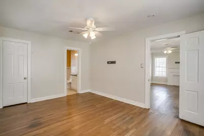 2604 Wayside Avenue, Fort Worth, TX 76110 - Photo 11