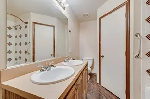 2833 Drycreek Ln, Dallas, TX 75237 - Photo 25