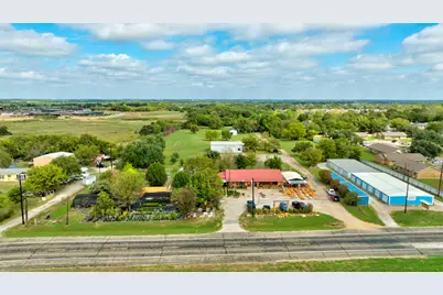 617 W Main, Whitesboro, TX 76273 - Photo 5
