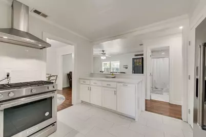 2815 Anzio Drive, Dallas, TX 75224 - Photo 11