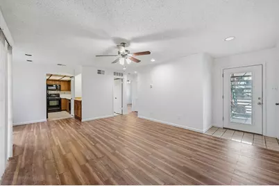 2719 Silver Creek Drive #111, Arlington, TX 76006 - Photo 3