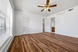 2719 Silver Creek Dr, Arlington, TX 76006 - Photo 13