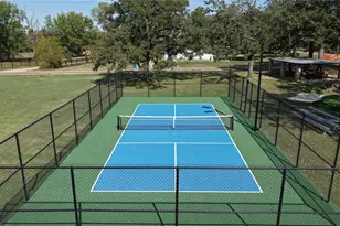 409 Oak Creek Dr, Tool, TX 75143 - Photo 29