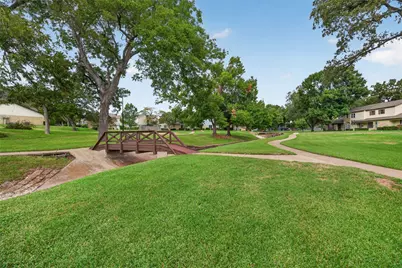 4915 Rollingwood Court, Garland, TX 75043 - Photo 11