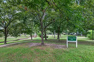 4915 Rollingwood Ct, Garland, TX 75043 - Photo 37