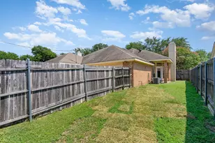 9709 Springtree Ln, Dallas, TX 75243 - Photo 21