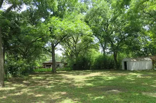 2513 W Walker St, Denison, TX 75020 - Photo 31