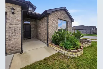 8500 Berry Crest Street, Fort Worth, TX 76179 - Photo 3