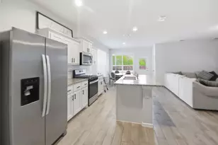 8500 Berry Crst St, Fort Worth, TX 76179 - Photo 9