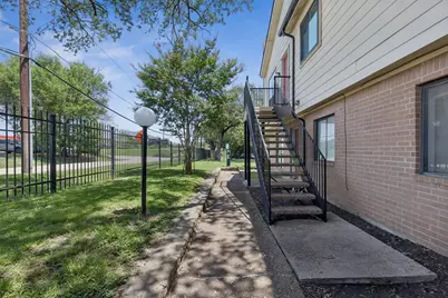 6646 E Lovers Lane #104, Dallas, TX 75214 - Photo 1