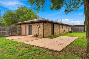 114 Fm 1996, Oglesby, TX 76561 - Photo 17