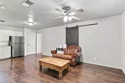 114 Fm 1996, Oglesby, TX 76561 - Photo 3