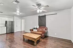 114 Fm 1996, Oglesby, TX 76561 - Photo 3