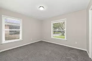 2118 Bergstrom Dr, Dallas, TX 75227 - Photo 15