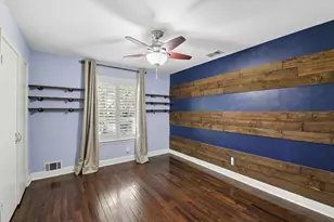 9935 Milltrail Dr, Dallas, TX 75238 - Photo 25