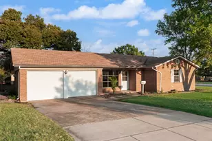 6609 Trailwood Dr, Forest Hill, TX 76140 - Photo 3