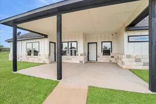 9060 Mitchell Bend Ct, Granbury, TX 76048 - Photo 31