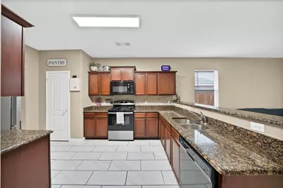 6148 Chalk Hollow Drive, Fort Worth, TX 76179 - Photo 11