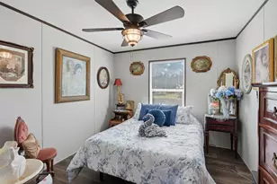 6200 S Lakeside Hills Ct, Granbury, TX 76048 - Photo 15