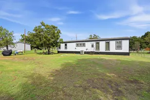 6200 S Lakeside Hills Ct, Granbury, TX 76048 - Photo 23