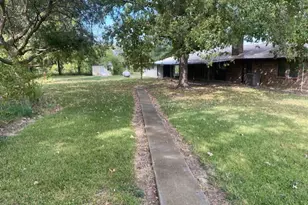 2677 Hwy 37 N, Clarksville, TX 75426 - Photo 21