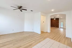 8121 Belgian Blue Ct, Fort Worth, TX 76131 - Photo 5
