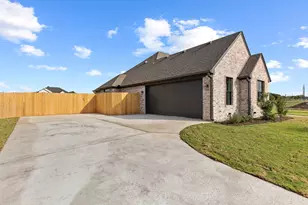 128 Paddle Boat Ct, Robinson, TX 76706 - Photo 3